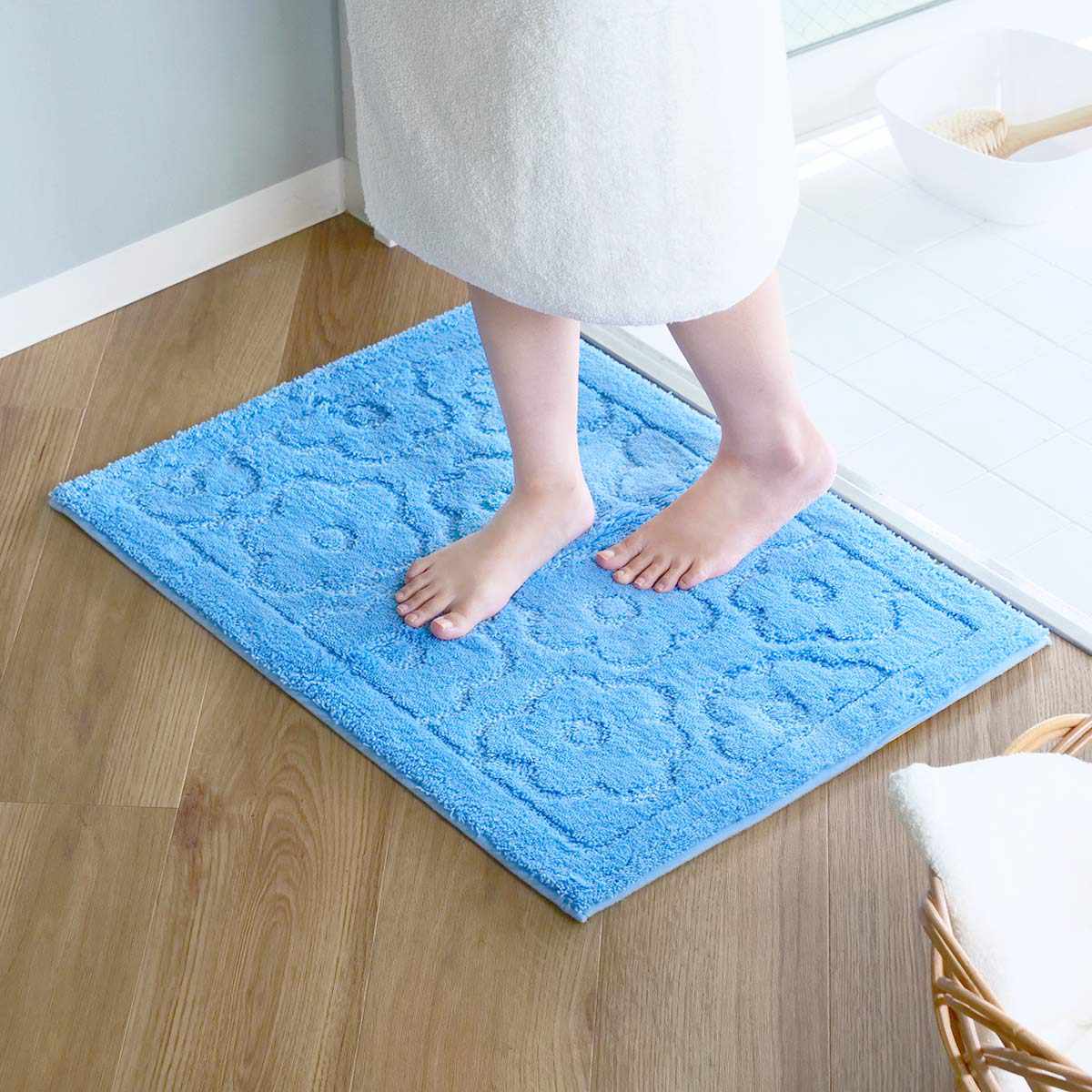 乾度良好 バスマット サニー 50×70cm 速乾 大判 （ 風呂 マット 速乾性