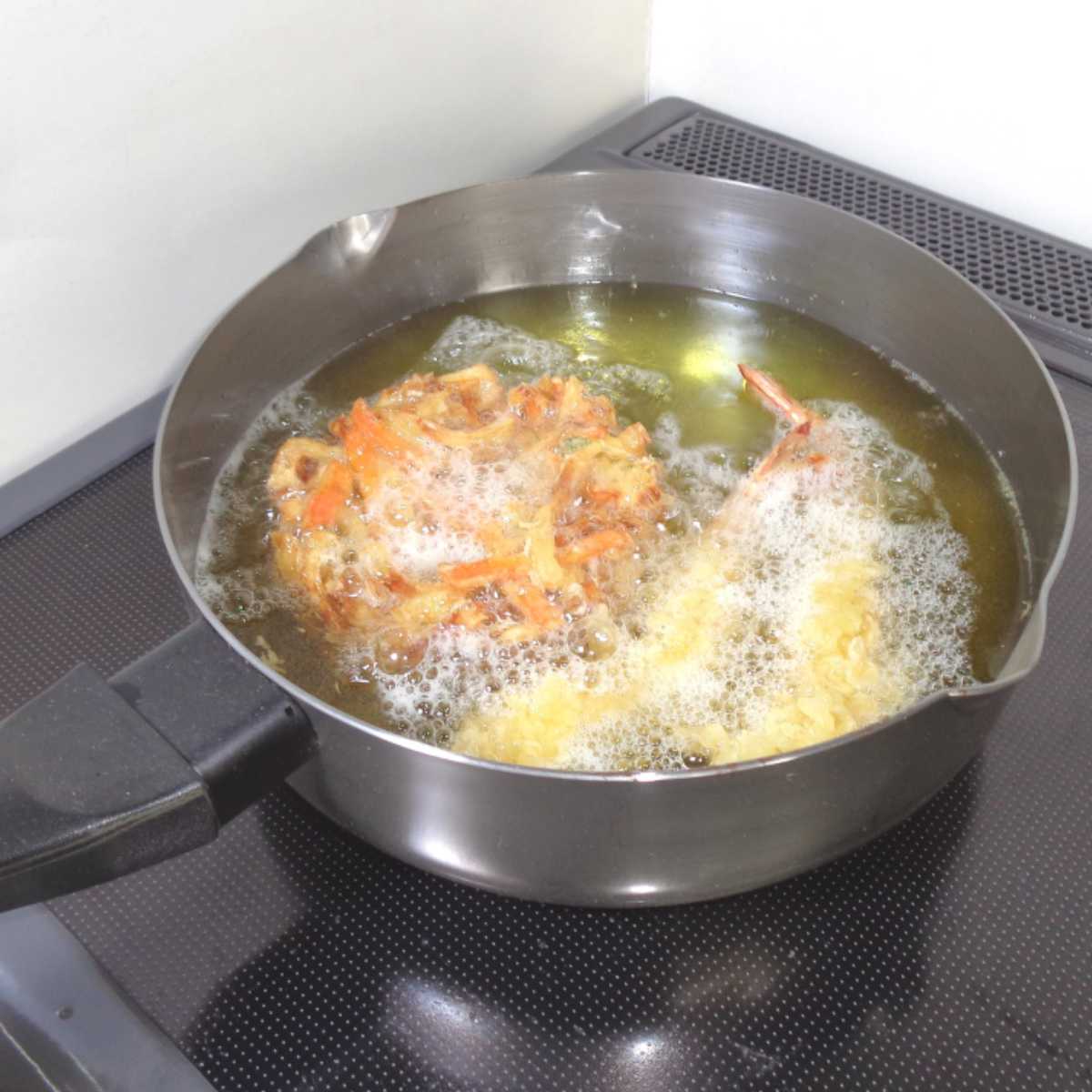 フライパン 匠の技 おなべのような鉄フライパン 20cm IH対応 （ ガス火