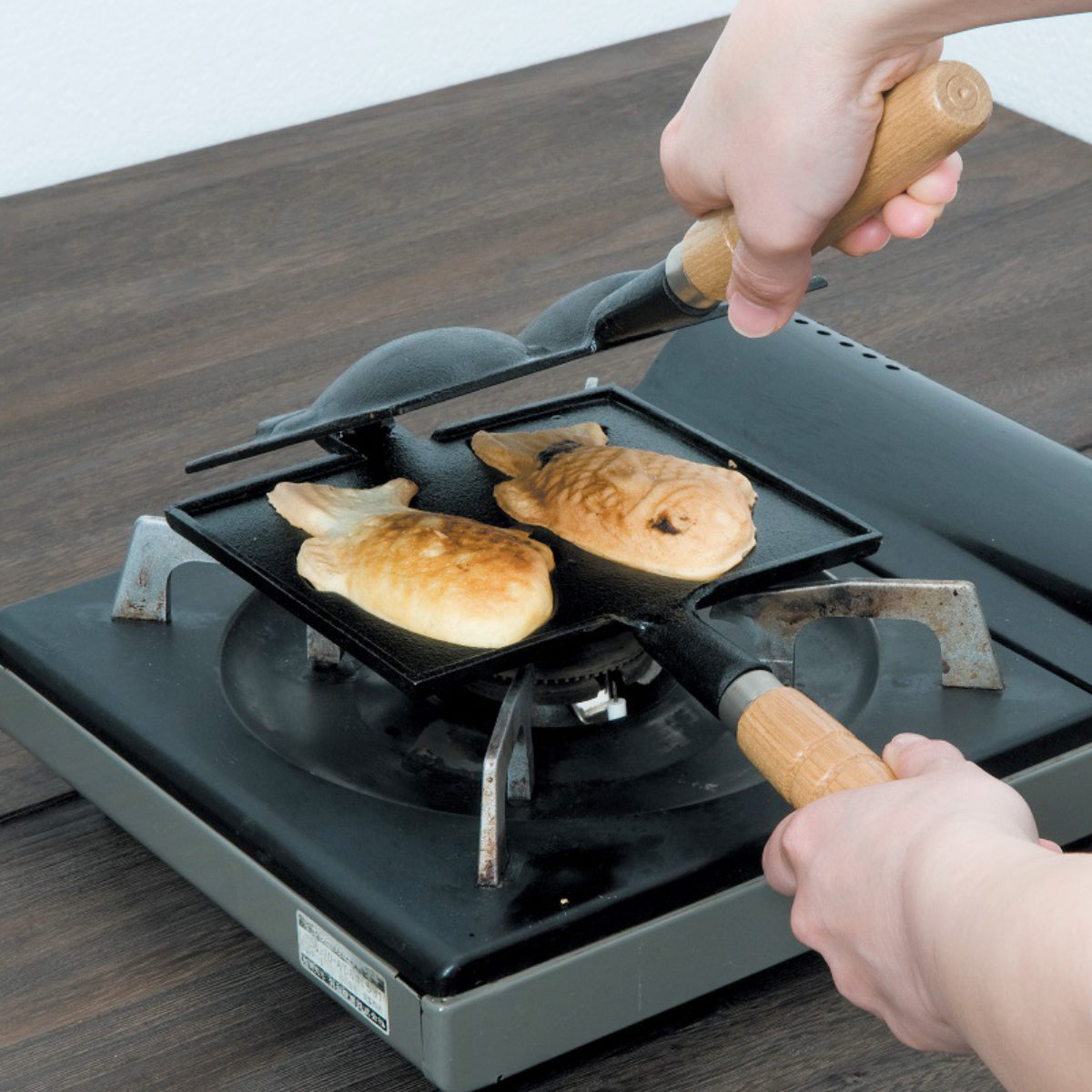 ☆一時値下げ☆一丁鯛焼き器 焼き型8丁 LPガス 一丁鯛焼き器 焼き型8丁