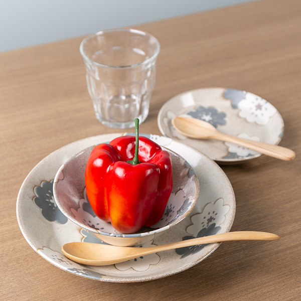 プレート 21cm ノルディックフラワー 磁器 美濃焼 日本製 （ 食洗機