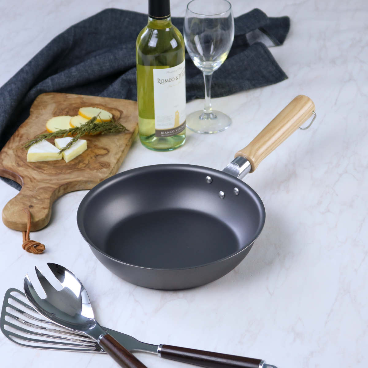 ウルシヤマ金属工業 フライパン 20cm IH対応 鉄匠 UMIC 日本製 （ ガス