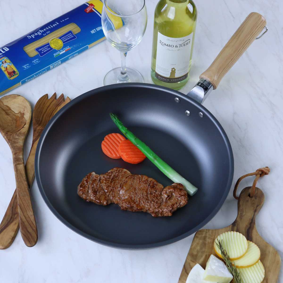 ウルシヤマ金属工業 フライパン 26cm IH対応 鉄匠 UMIC 日本製 （ ガス