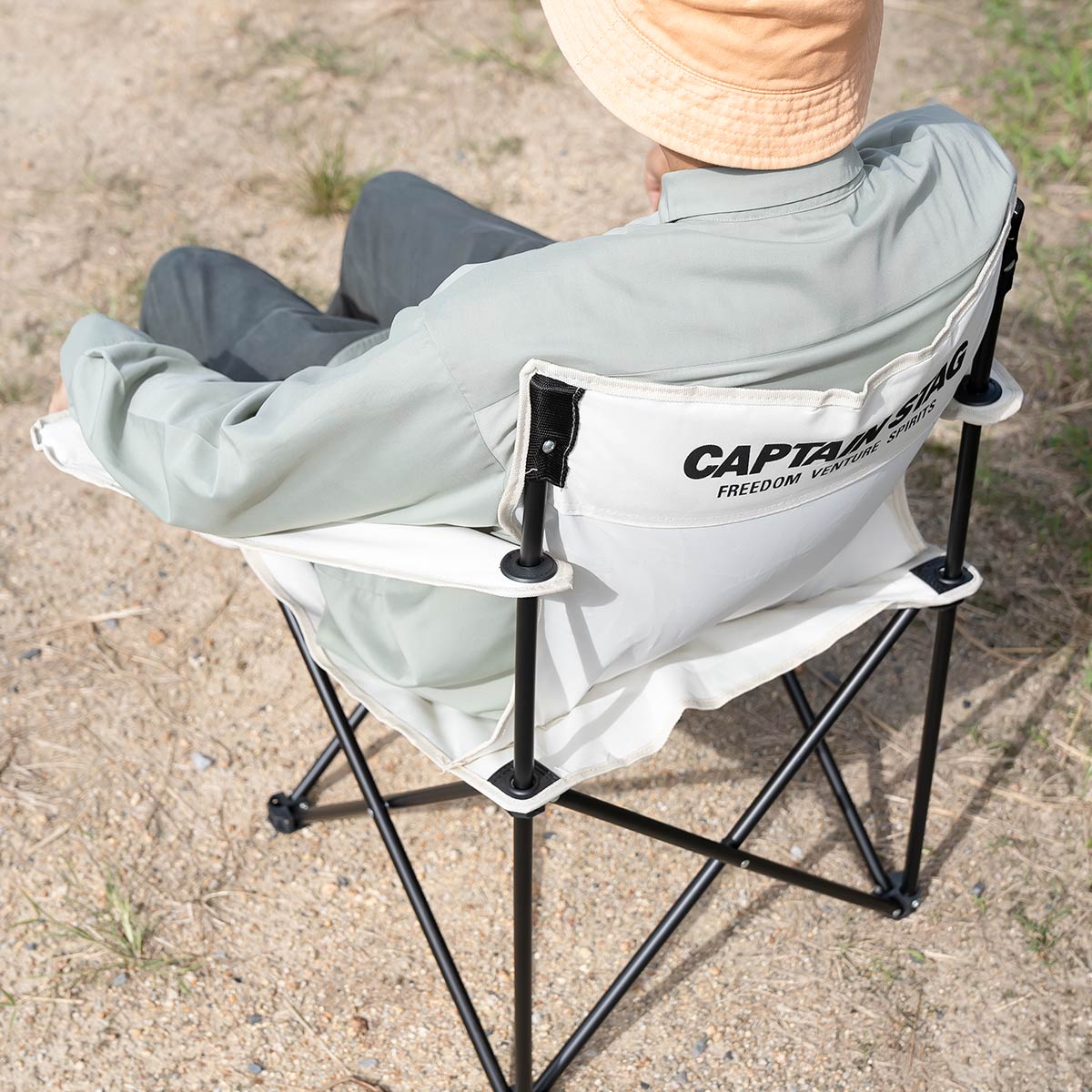 CAPTAIN STAG（キャプテンスタッグ） 折りたたみチェア ラウンジチェア