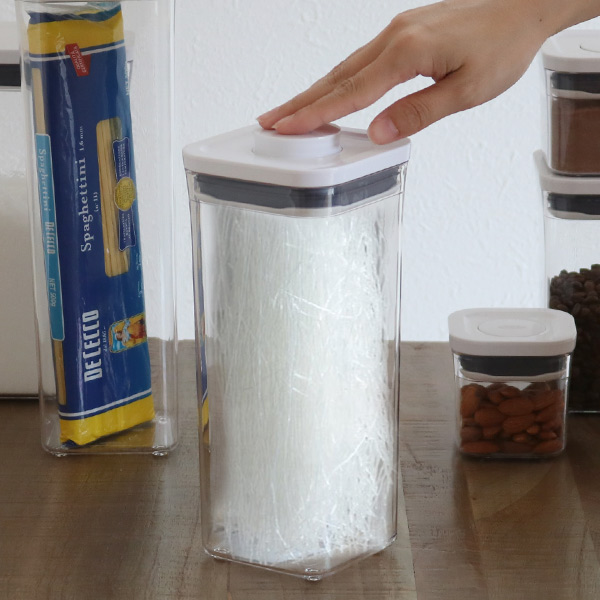 OXO（オクソー） ポップコンテナ2 スモールスクエア ミディアム 1.6L