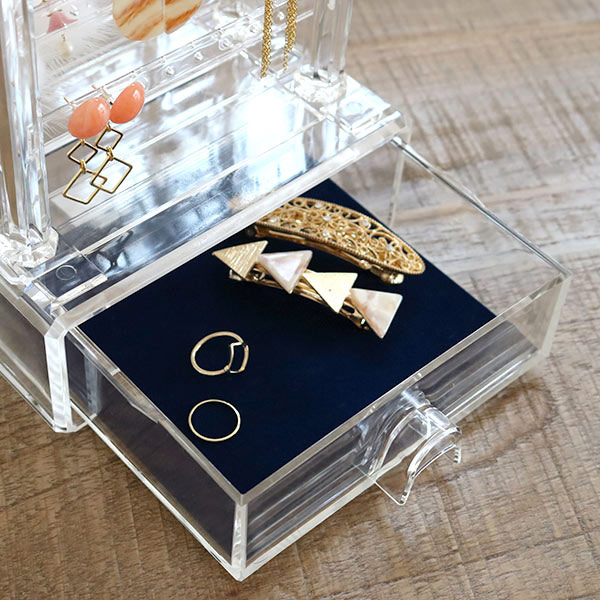 ピアスホルダー ピアスイヤリングクリアスタンド アクリル製 タイガー