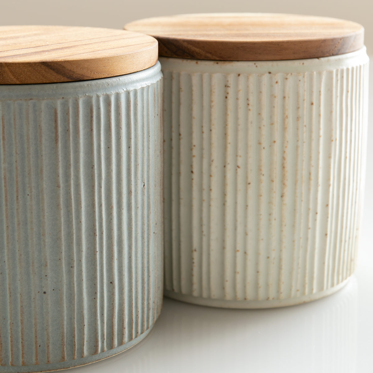 LOLO（ロロ） 保存容器 420ml 陶器 丸型 木蓋付き SALIU （ サリュウ