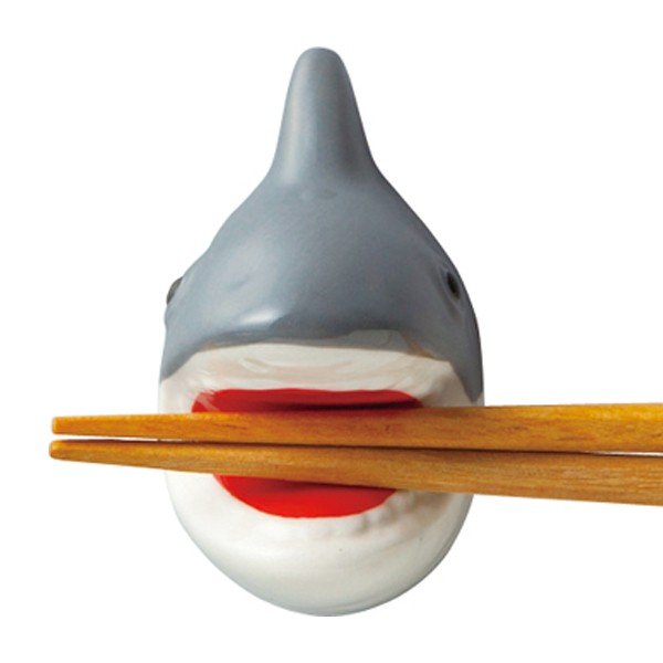 箸置き サメ 噛みつき おもしろ 鮫 はしおき 磁器 食器 （ カトラリー
