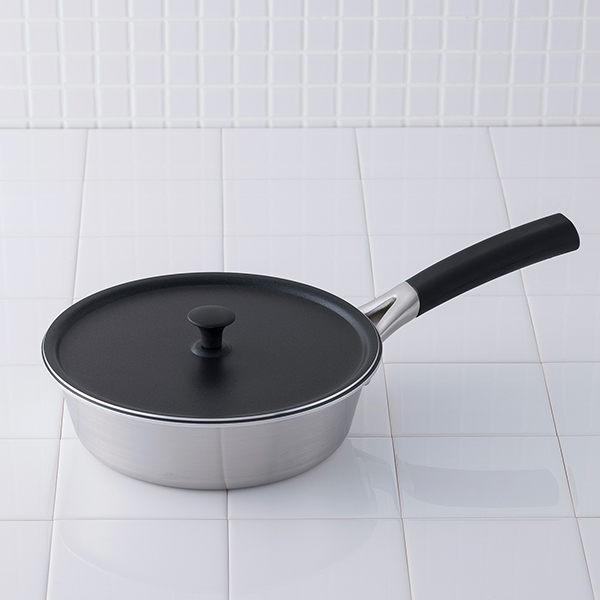 貝印 フライパン O.E.C. 脇雅世 IHフライパン 18cm ふた付 IH対応