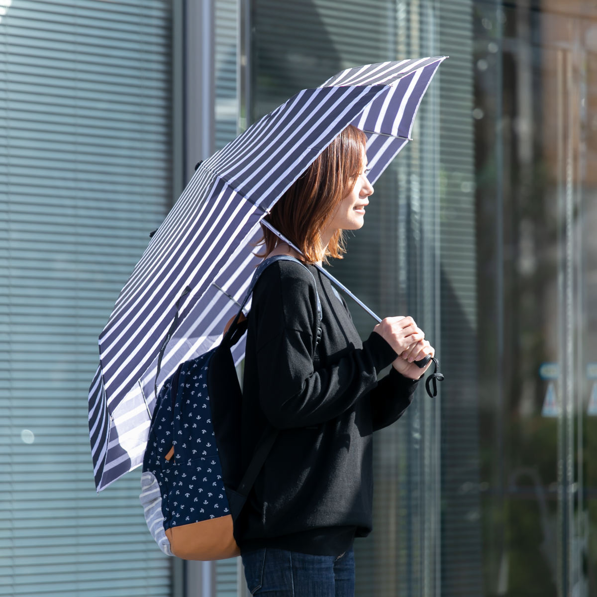 アンファンス 折りたたみ傘 晴雨兼用 軸をずらした傘 シェアリー