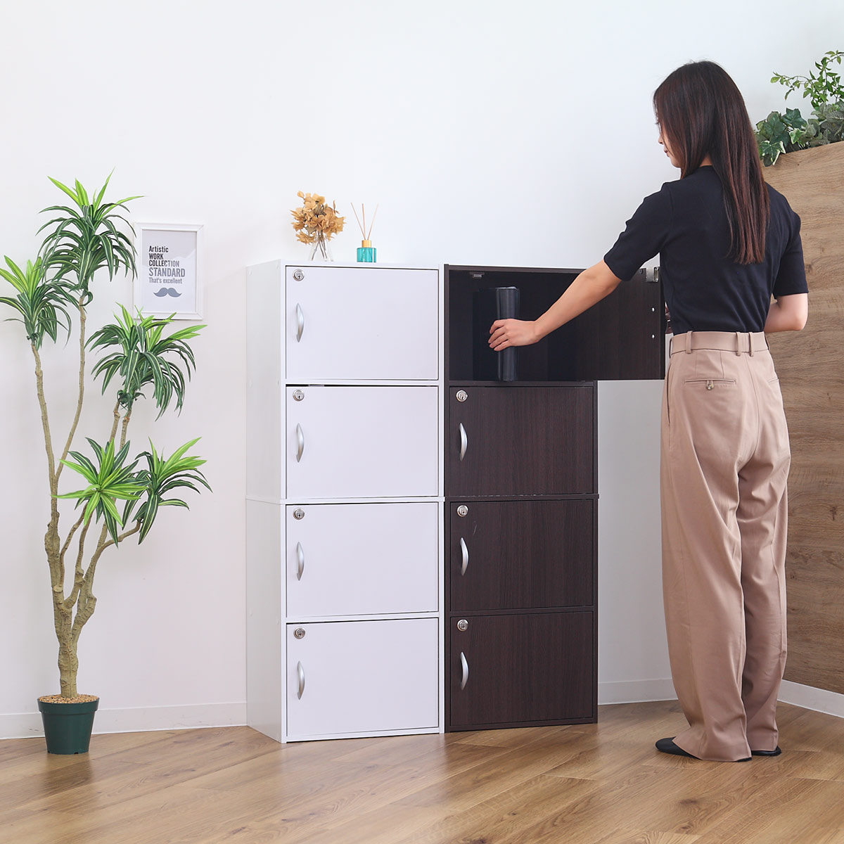 クロシオ カラーボックス 4段 全段鍵付 幅42cm （ 収納 家具 鍵付き 棚