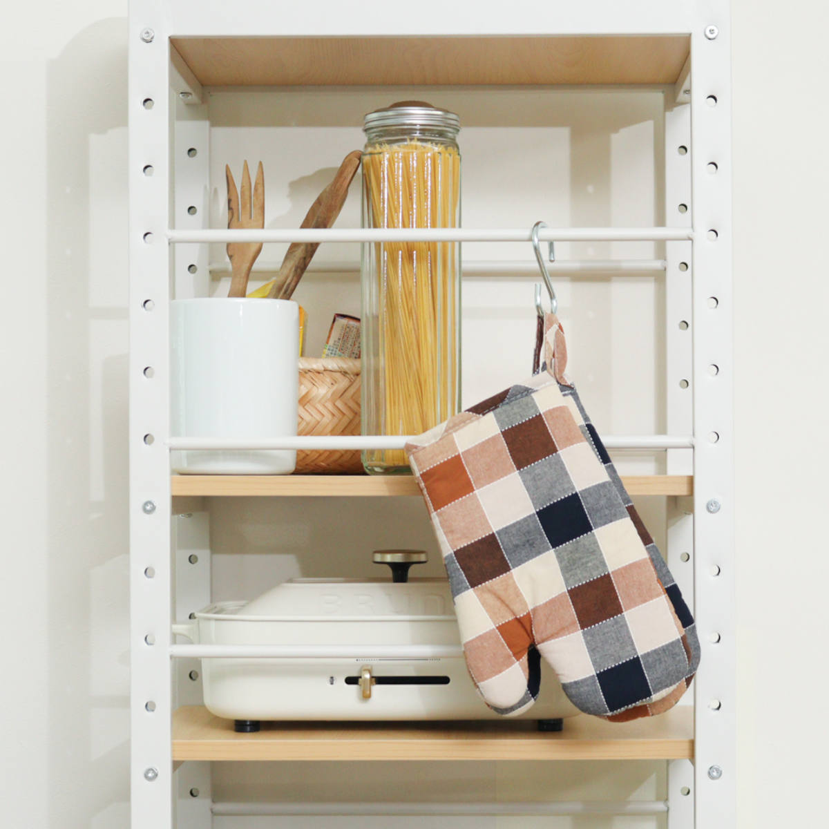 食器棚（左）カキウチ家具工業 弘益 キッチンラック 幅58cm スライド棚 スチール S字フック3個付き