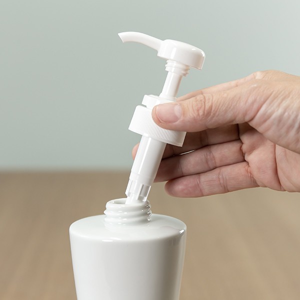 ディスペンサー 詰め替えボトル ホワイトガーデン シャンプーポンプ
