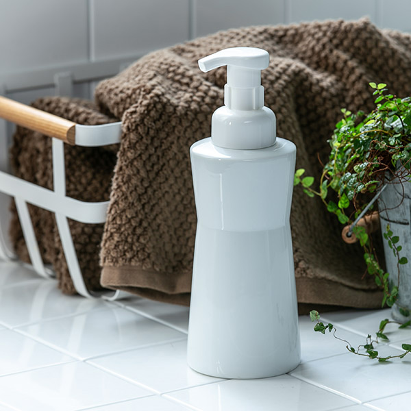 ディスペンサー 詰め替えボトル ホワイトガーデン ムースボディポンプ