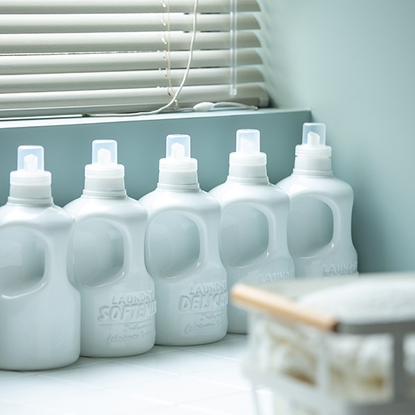 詰め替えボトル LAUNDRY SOFTENER 柔軟剤用 （ 詰め替え用ボトル