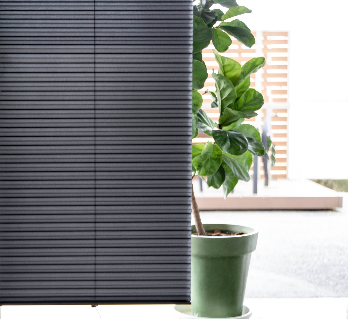 小窓用 スクリーン 断熱 幅59×丈135cm 突っ張り棒なし ハニカム