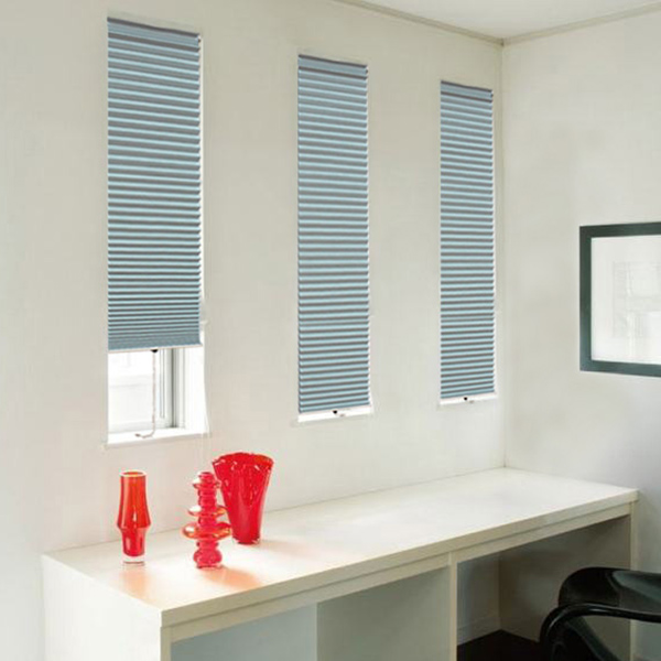 断熱スクリーン 遮光 突っ張り棒付き 幅35×高さ90cm UVカット 小窓用