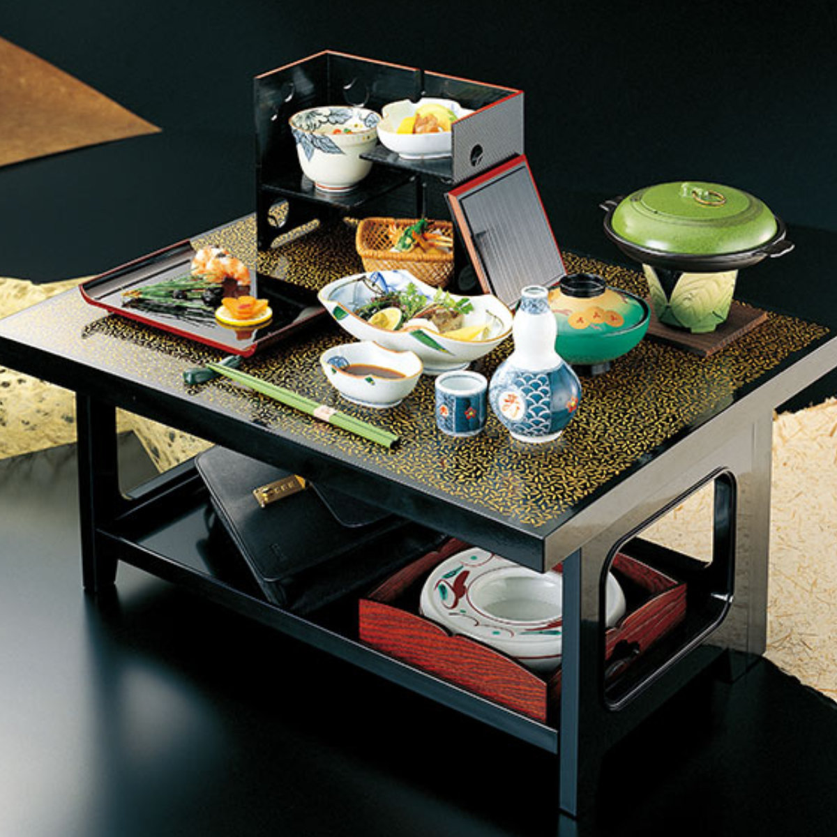 福井クラフト お膳 新飛龍膳 樹脂製 片面タイプ 足付 金ちらし 業務用