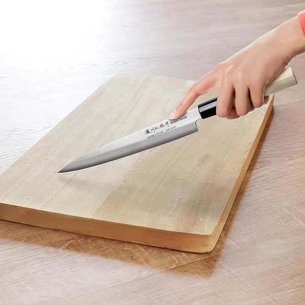 刺身包丁 21cm 濃州正宗 日本製 ステンレス 白木柄 （ 刺身 包丁 柳刃