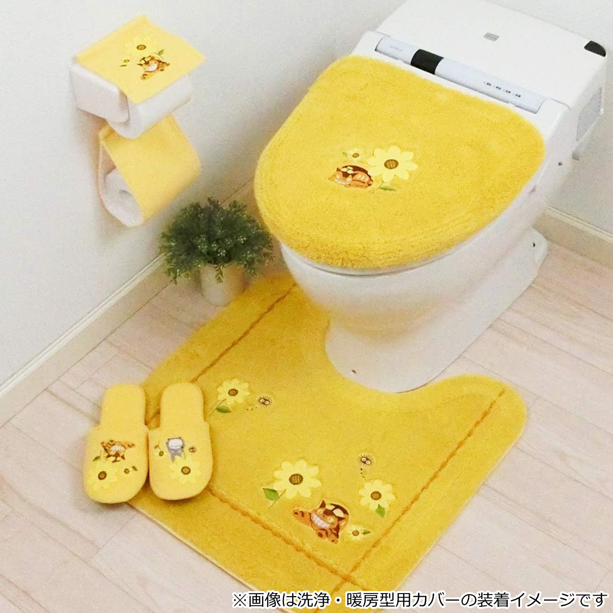 温水洗浄・暖房便座フタカバー　トトロ　猫バス センコー トイレフタカバー となりのトトロ 花のバス停 トイレふた
