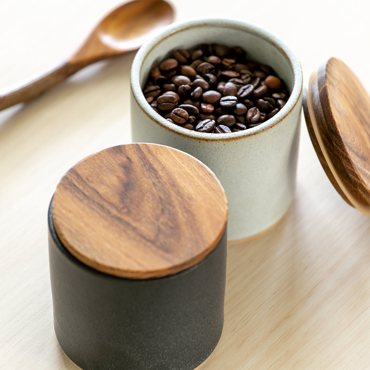 LOLO（ロロ） 保存容器 250ml 陶器 丸型 木蓋付き SALIU （ サリュウ