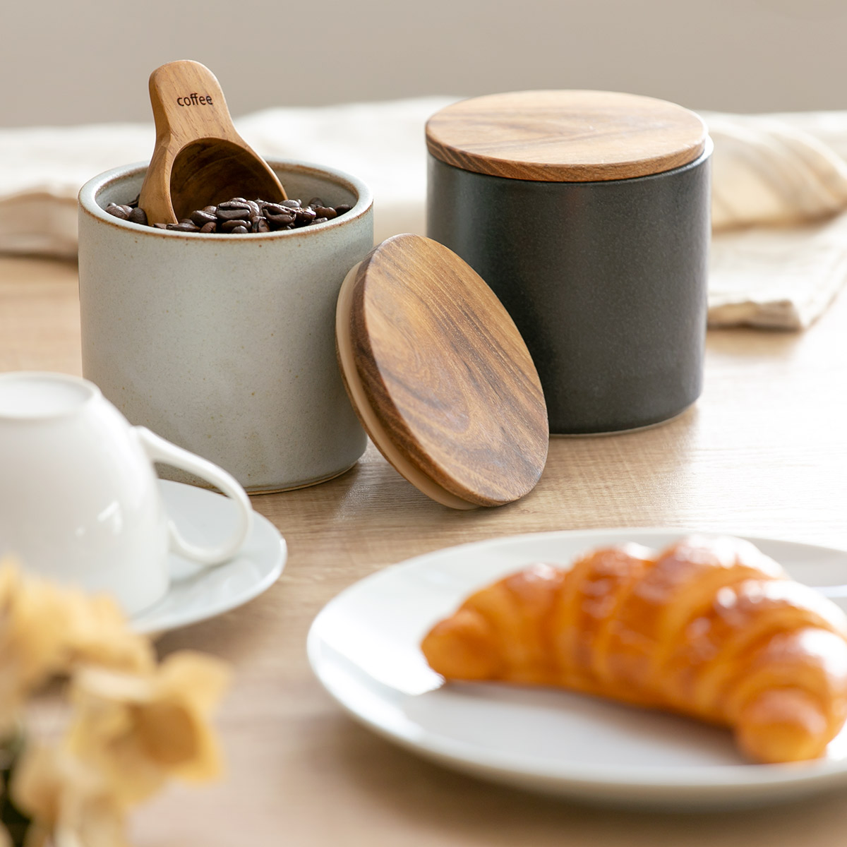 LOLO（ロロ） 保存容器 250ml 陶器 丸型 木蓋付き SALIU （ サリュウ