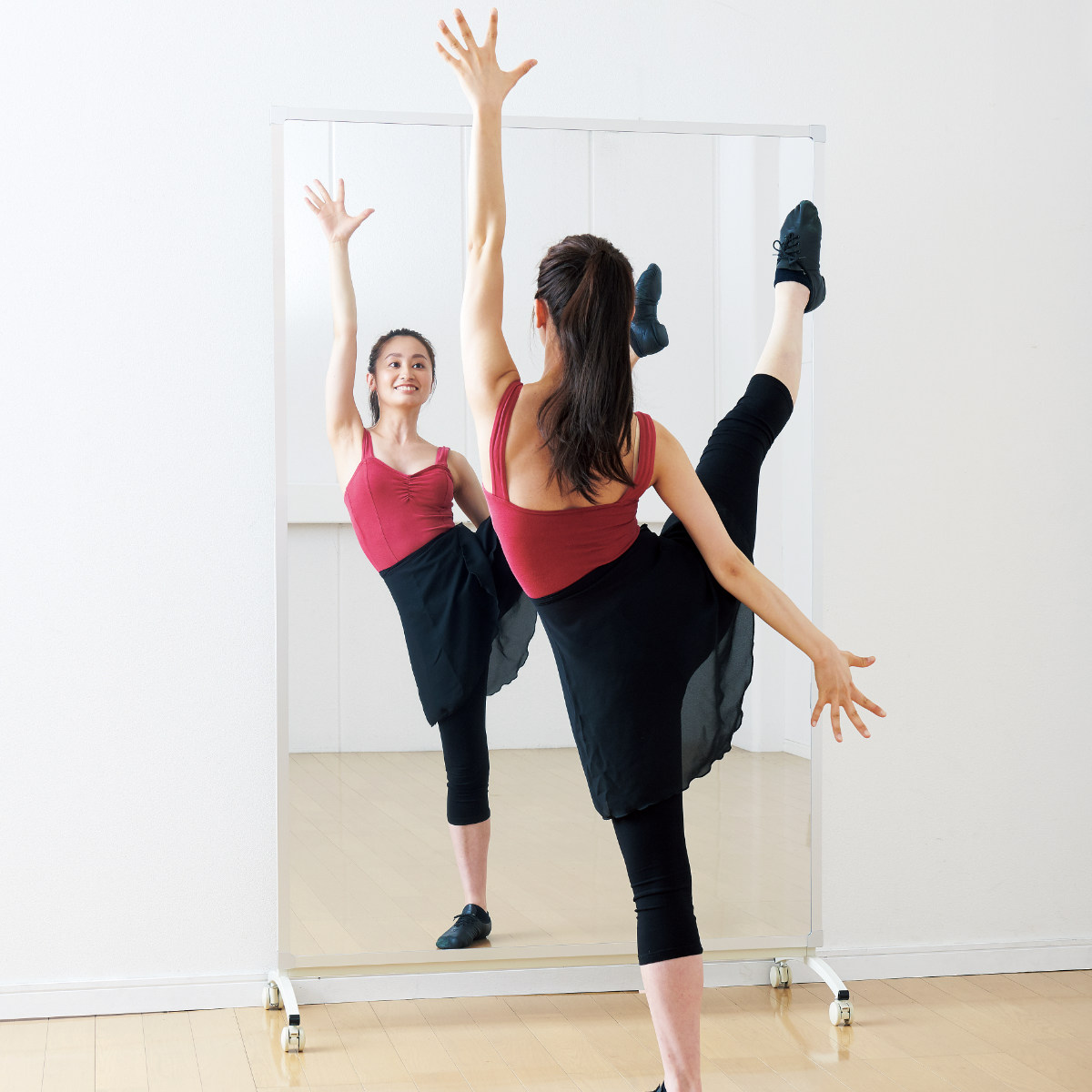 割れない鏡 リフェクスミラー キャスター付き スポーツミラー R型 姿見