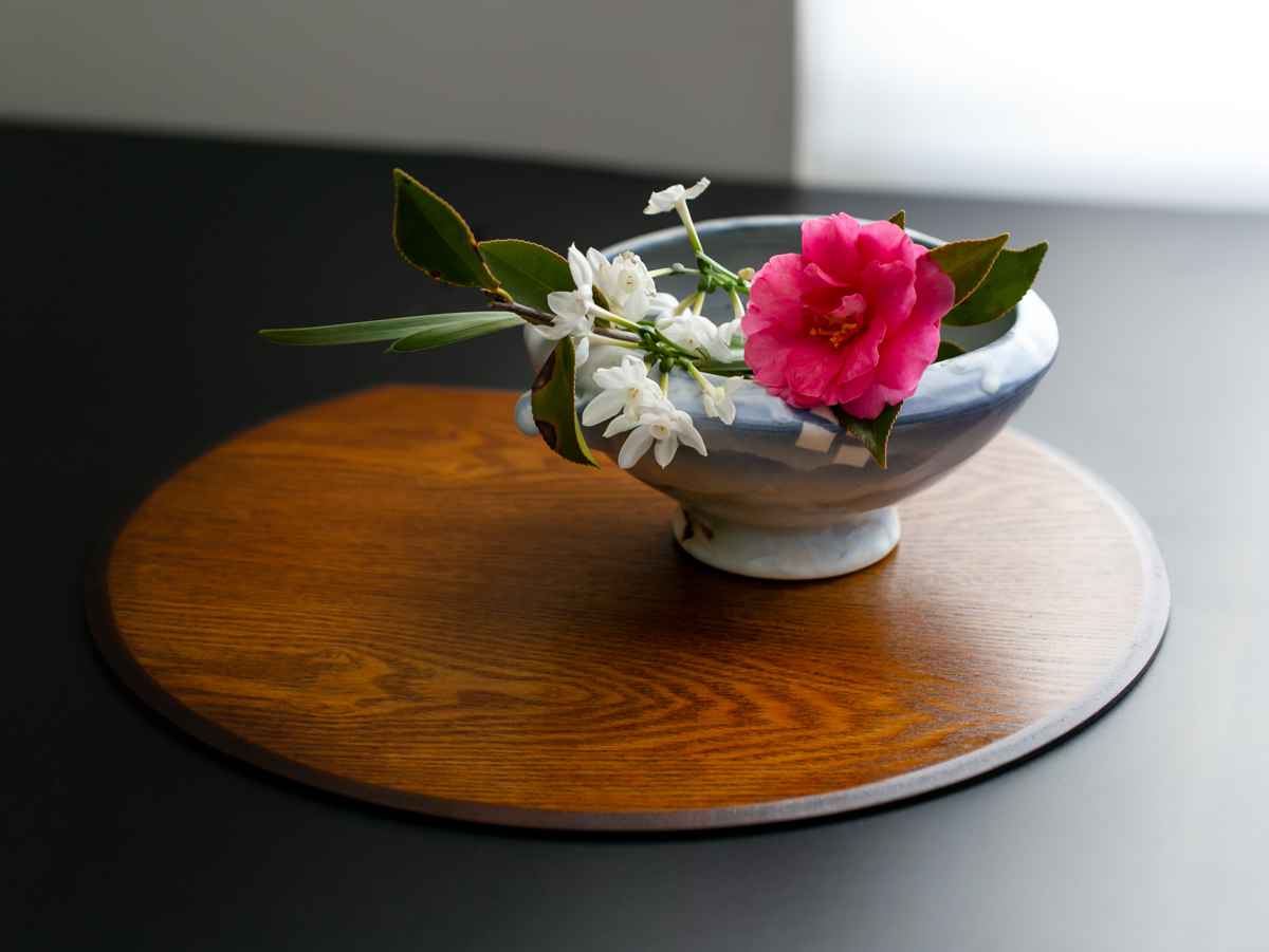 半月膳 36×32cm 漆塗り 天然木 ランチョンマット ( お盆 トレー 半月膳 36×32cm 漆塗り 天然木 ランチョンマット ( お盆 トレー