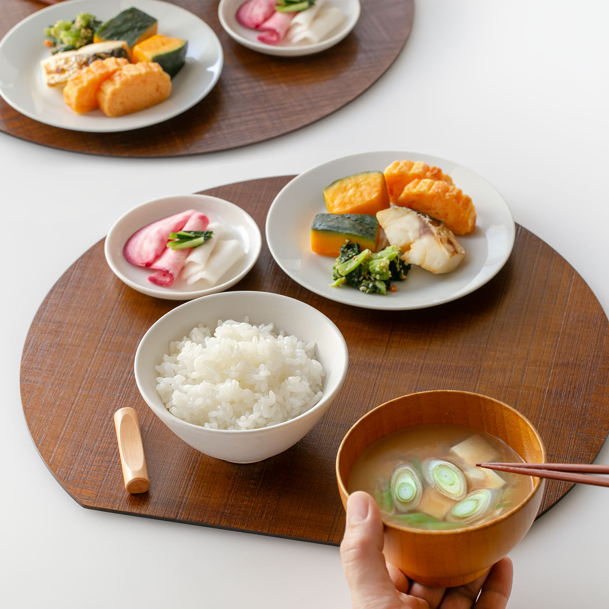 半月膳 36×32cm 漆塗り 天然木 ランチョンマット （ お盆 トレー 半月