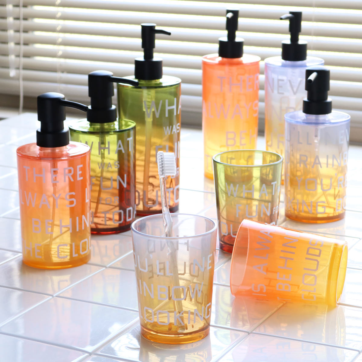 ディスペンサー GROWING 詰め替え ボトル500ml 日本製 グリーン