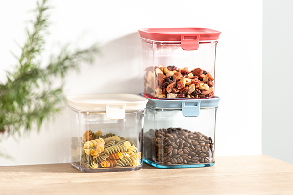 保存容器 プラスチック製 680ml Mサイズ 2個セット スタッキングできる