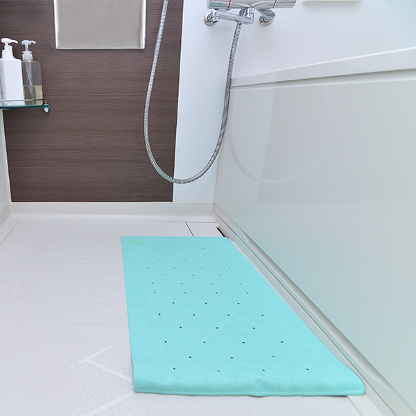 バスマット 浴槽 吸盤付 介護用品 グリーン （ お風呂マット 浴室 介護