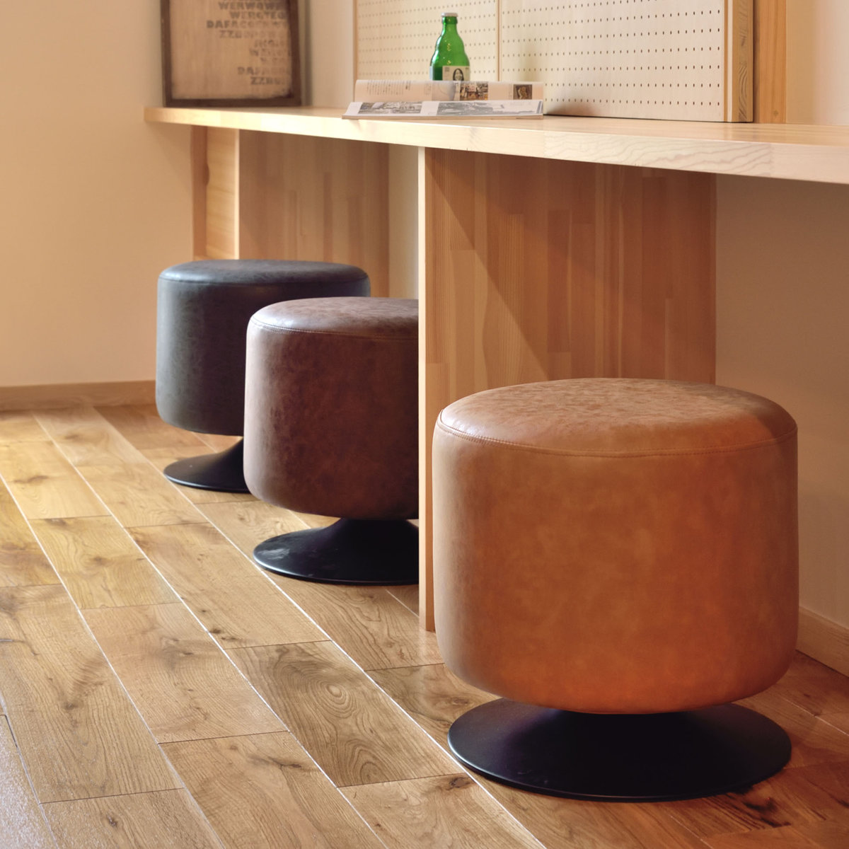 東谷 スツール 同色2脚セット 高さ40cm 丸椅子 回転式 ソフトレザー