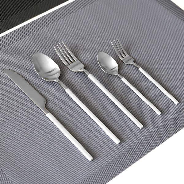 カトラリーセット エッジライン Edge Line スプーン フォーク ナイフ