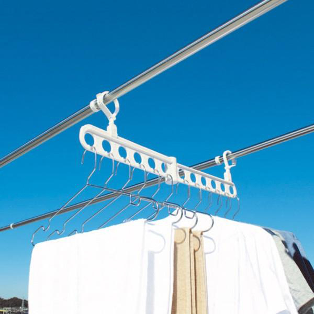 洗濯ハンガー 物干し竿ブリッジ 物干し竿 省スペース 洗濯 （ 物干しハンガー ハンガーホルダー 竿渡し ）