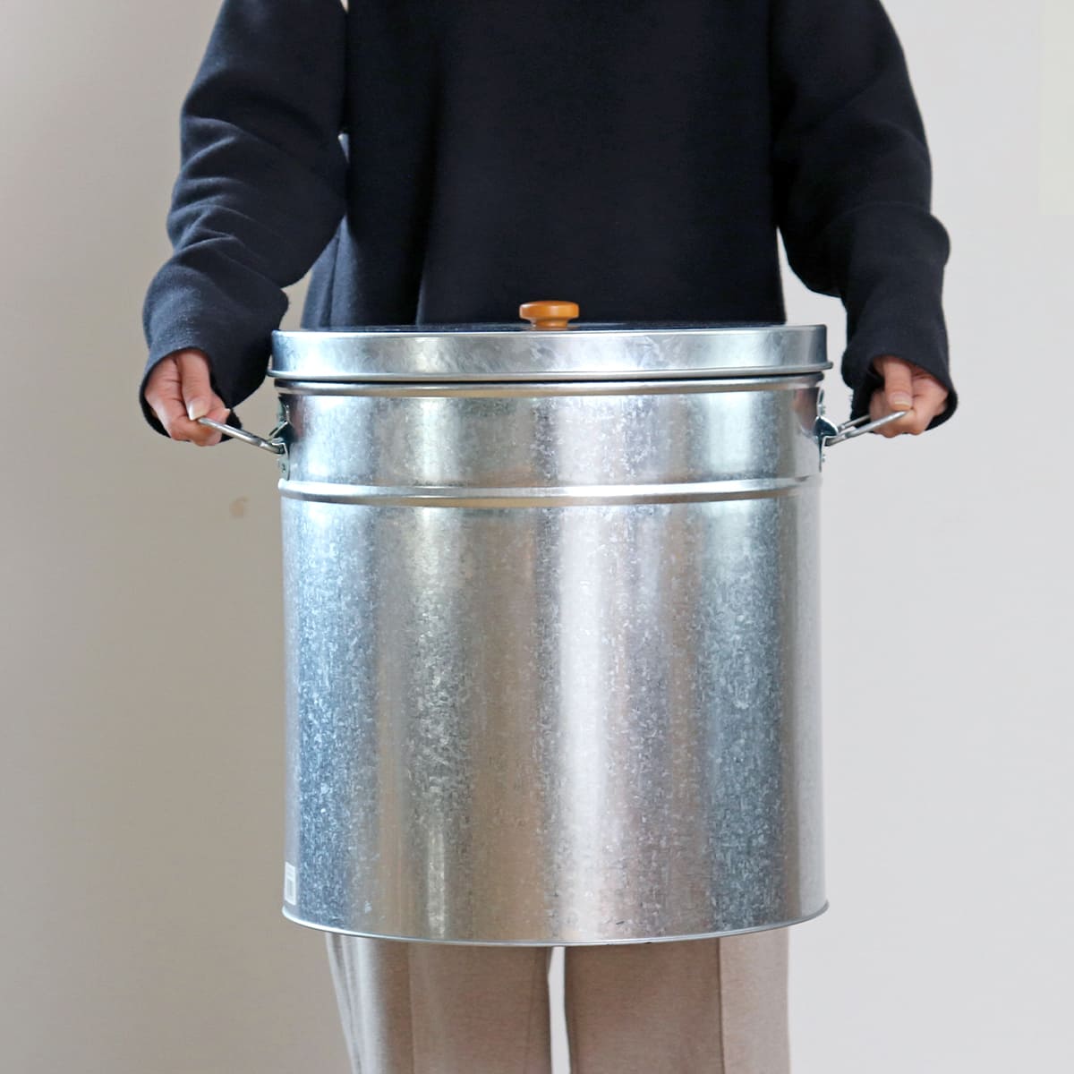 米びつ 30kg 丸型 トタン 袋のまま （ 米櫃 ブリキ 缶 ライスボックス