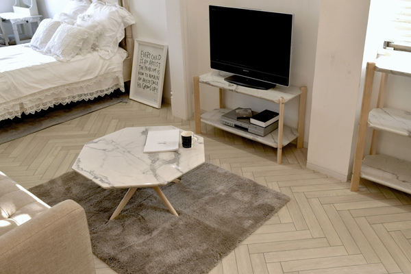 ローテーブル 八角形 大理石調天板 天然木フレーム モダンデザイン