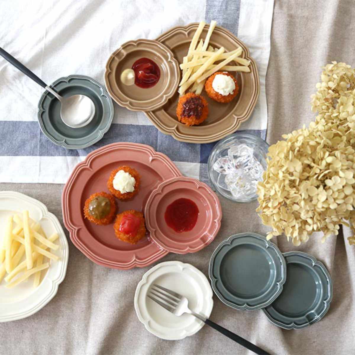 未使用 一点物 Coume 食器 + 箸置き 10点 セット 平皿 中鉢 大鉢 まとめ買い バラ売り可能 中鉢 17cm 宙SORA 軽量食器 十草 和食器 磁器 日本製 美濃焼 おしゃれ
