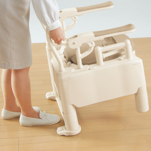ポータブルトイレ ソフト便座 高さ49cm 快適脱臭 キャスター付 ちび