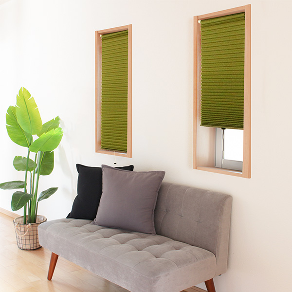 断熱スクリーン UVカット 小窓用 幅35×高さ135cm 突っ張り棒付き