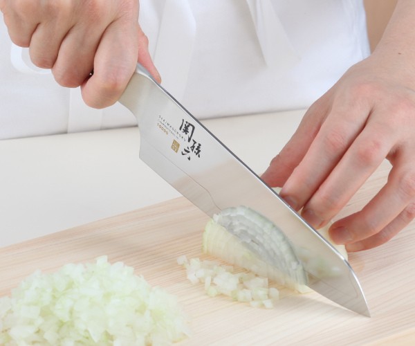 関孫六 包丁 牛刀 ステンレス 刃渡り 210mm 10000ST （ 料理包丁 食洗