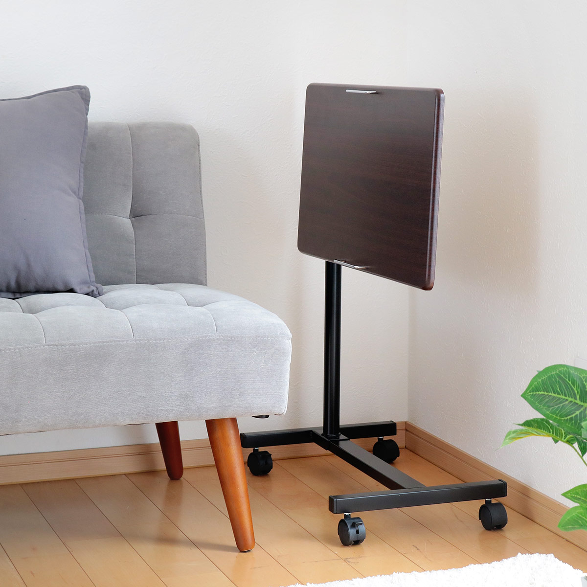 ベッド用テーブル　サイドテーブル キャスター付・高さ&幅の調整可（中古品） 昇降式サイドテーブル キャスター付 無段階 昇降テーブル 介護テーブル