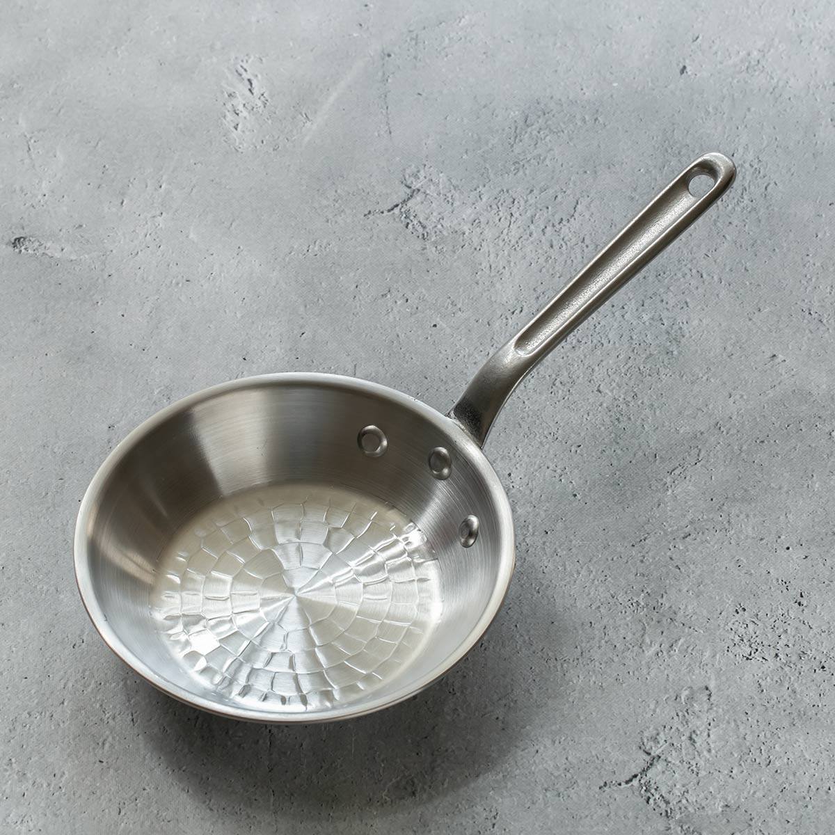 打出フライパン 21cm ガス火専用 アルミ製 中尾アルミ （ ガス火対応