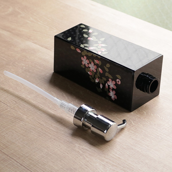 日本製 SAKURA 角型 大 シール付 ディスペンサー詰め替えボトル(500ml) 黒 khxv5rg ディスペンサー 500ml SAKURAディスペンサー 角型 シャンプー