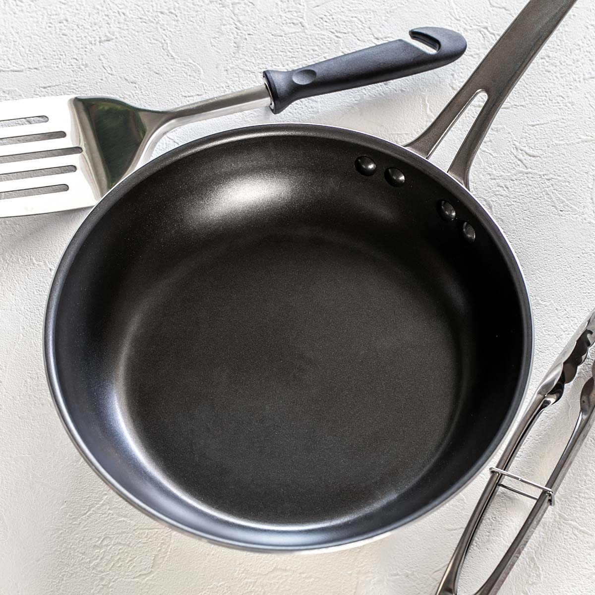 フライパン 21cm 浅型 アルミ製 フッ素樹脂加工 シルクフライパン 日本