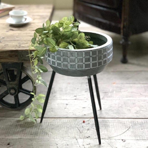 高知インター店 フラワーポット 脚付き 直径41 高さ48 5cm Lサイズ メタル脚付ボウル Scandinavian カバー フラワー ポット フラワーカバー 植木鉢 バーゲン Carlavista Com