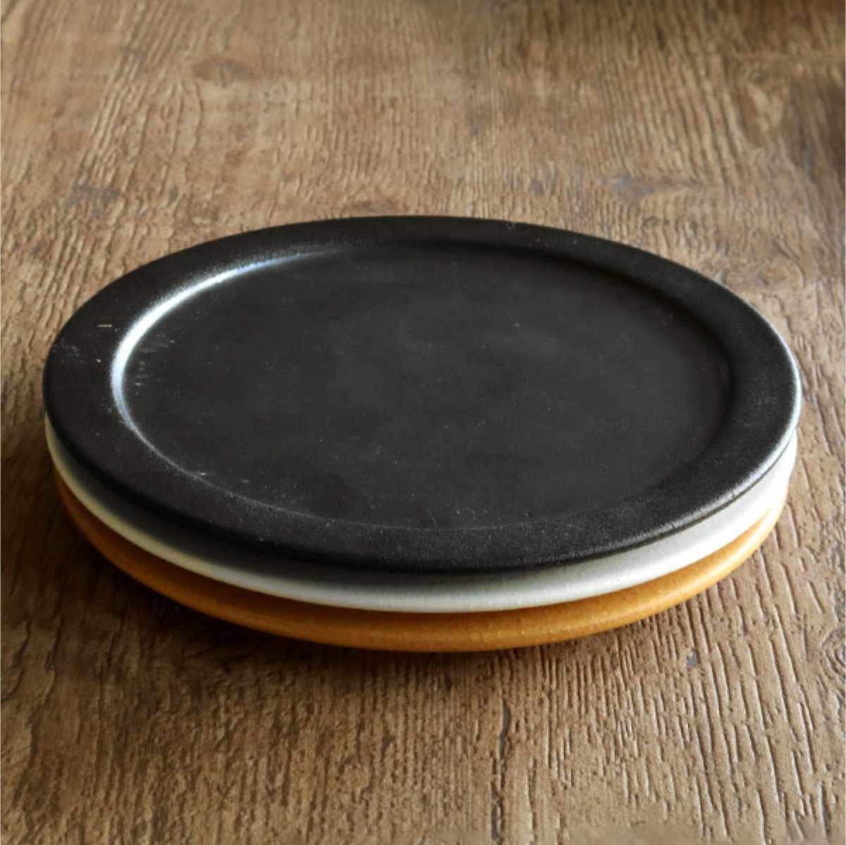 プレート 22cm ディープブレス Deep Breath 皿 食器 洋食器 陶器