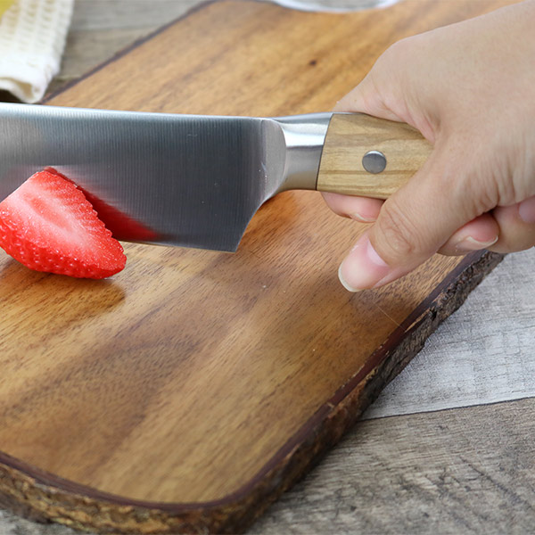 包丁 牛刀包丁 刃渡り20cm 木柄 日本製 バイアキッチン OLIVIER （ 20