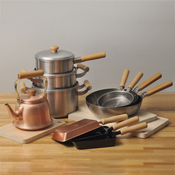 和平フレイズ 両手鍋 22cm 深型 IH対応 ステンレス 千歳 木柄深型両手