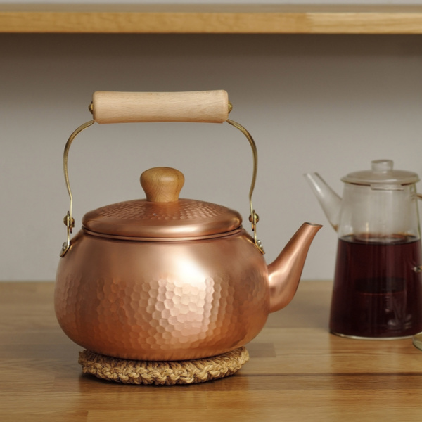 キャンプオンパレード ユニコーンケトル 真鍮製 円錐形やかん ユニコーンケトル | CAMP on PARADE