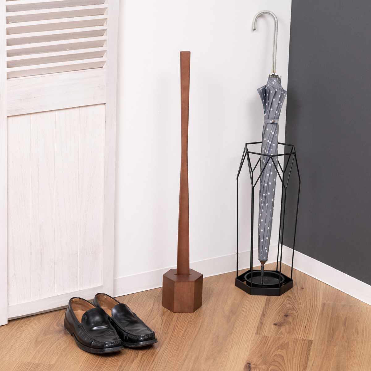 天然木　かえで長い靴べら／くす材　ブーツ型靴べらスタンド　一点物　手造り 天然木 けやき ロング靴べら／けやきスタンドセット 一点物 手造り 靴